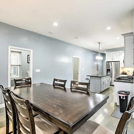 Chicago Vacation Rental Apt About 7 Mi To Downtown Exterior photo