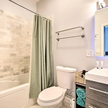 Chicago Vacation Rental Apt About 7 Mi To Downtown Exterior photo