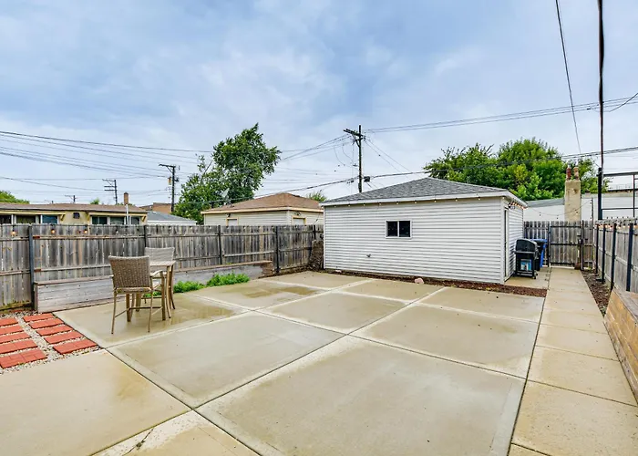 Chicago Vacation Rental Apt About 7 Mi To Downtown
